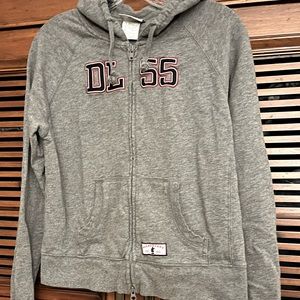 GRAY DISNEYLAND HOODIE SIZE LARGE